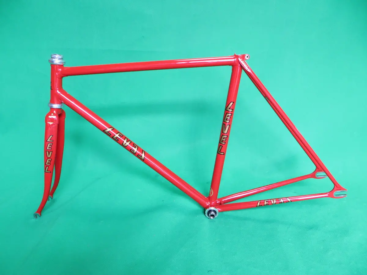 Level // Red // Columbus Max Fork // 50.5Cm 1