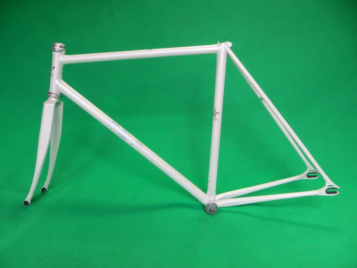 Makino // White W. Columbus Max Fork 2012 // 52.5Cm 1