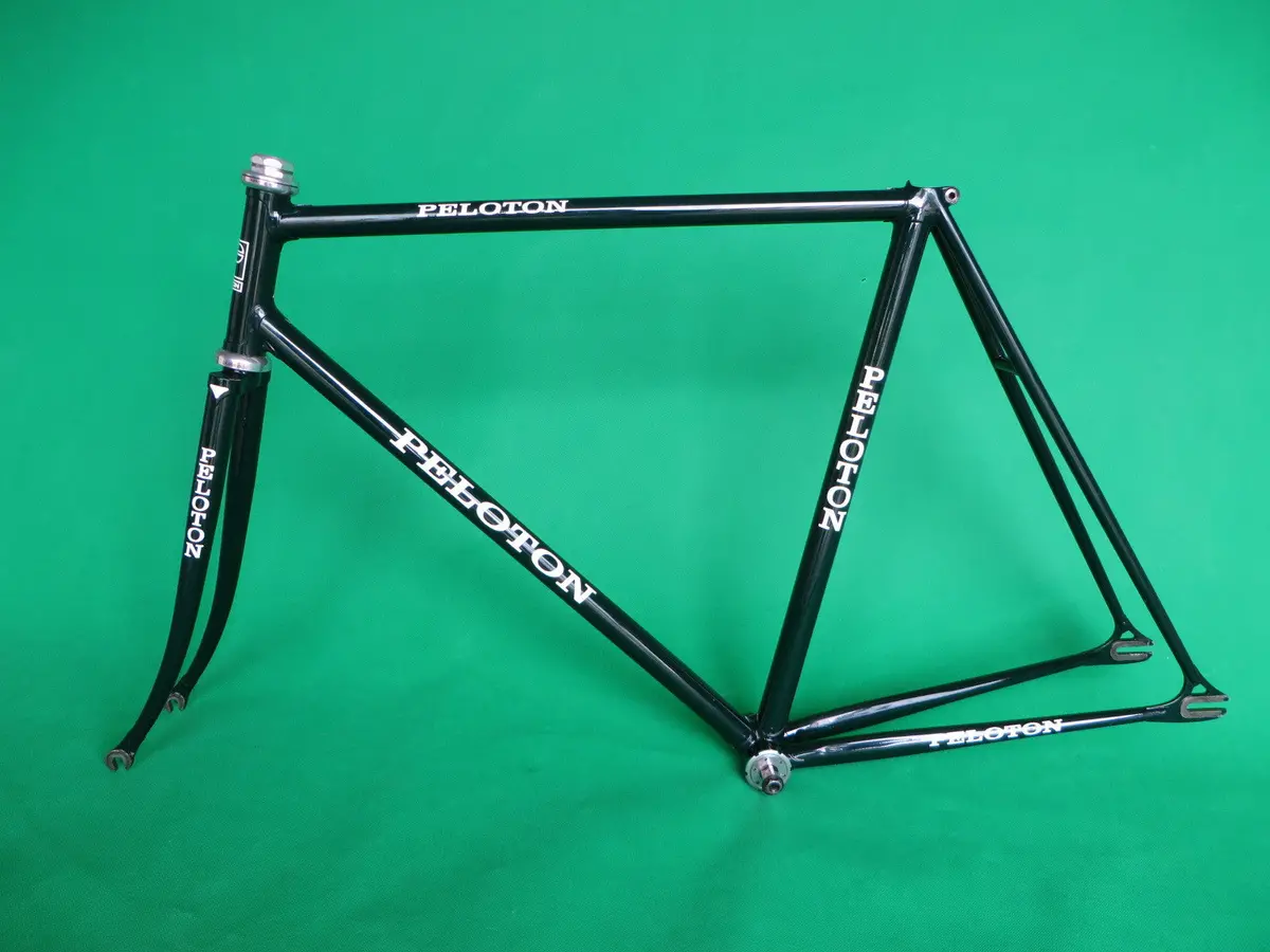 Peloton Dark Green {53.5Cm} 1