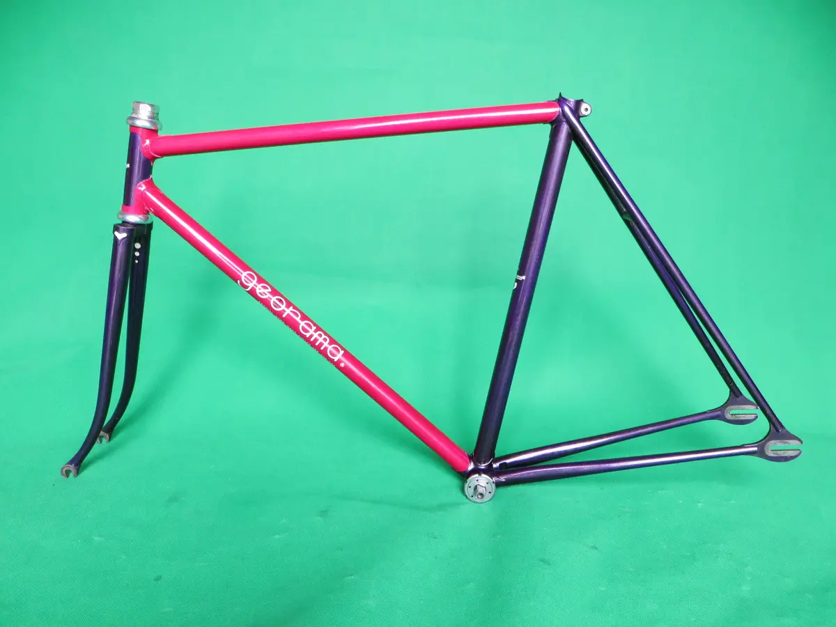 Georama  // Ruby Pink + Dark Purple Metallic Two Tone // 53Cm 1