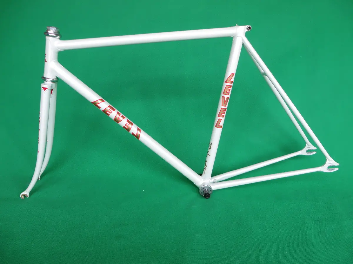 Level White (51.5Cm) 1