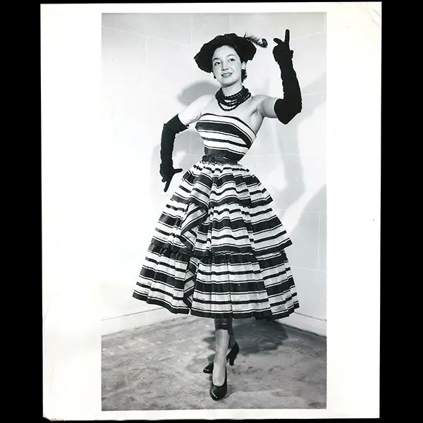 Christian Dior - Robe De Cocktail (1954) 1