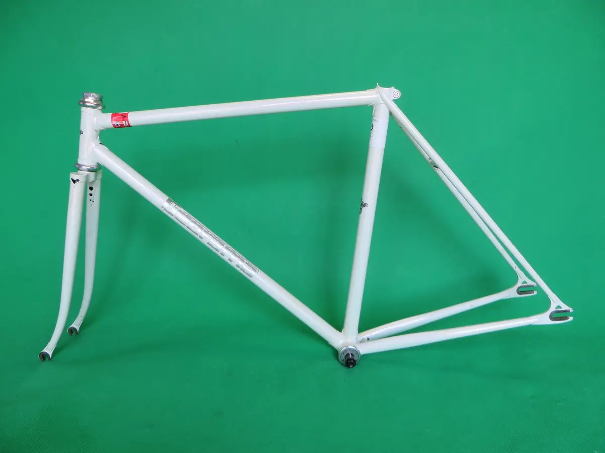 Georama | White | 50.5Cm 1