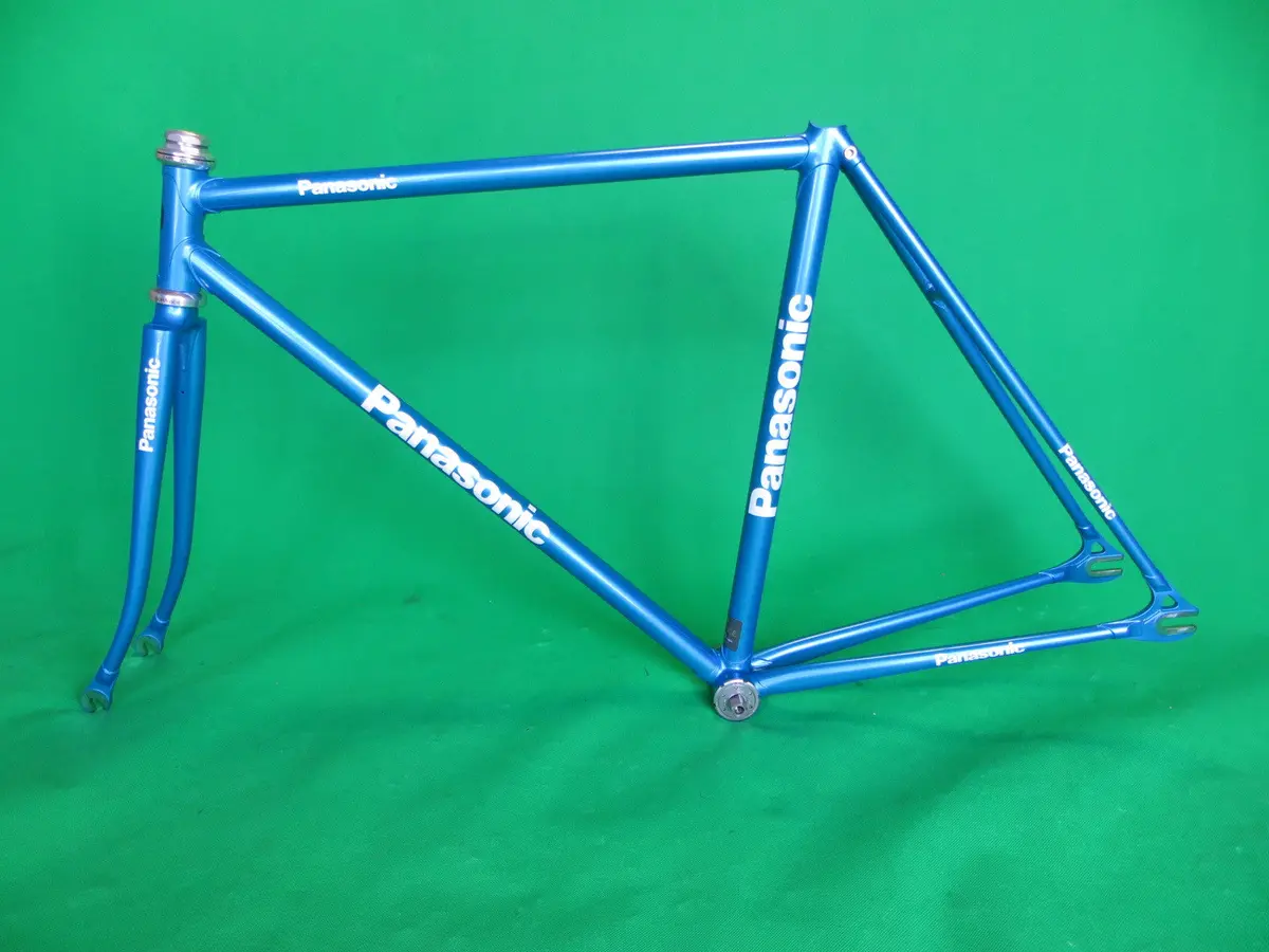Panasonic // Blue Metallic // 50.5Cm 1