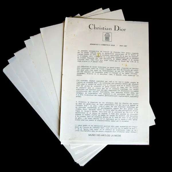 Hommage À Christian Dior 1947-1957, Dossier De Présentation, Invitations Et Photographies (1987) 2