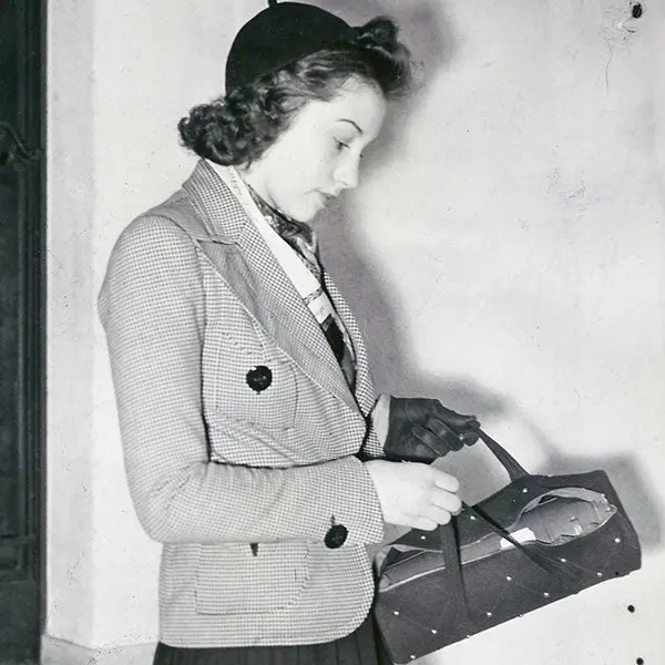 Jeanne Lanvin - Sac Pour Masque À Gaz (1939) 2