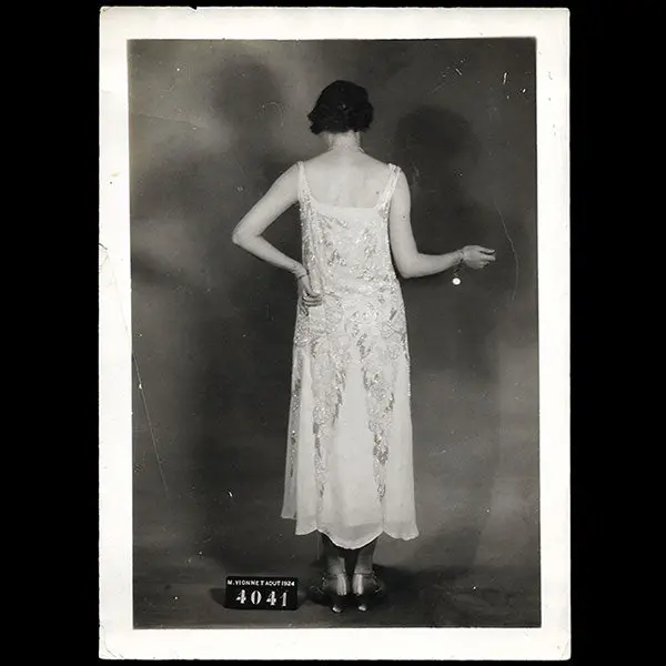 Vionnet - Robe Brodée (1924) 1