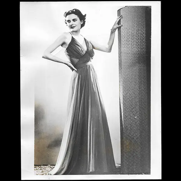 Lucien Lelong - Robe Drapée (1937) 1