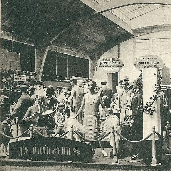 Pierre Imans - Exposition De Mannequins À La Foire De Paris (1926) 2