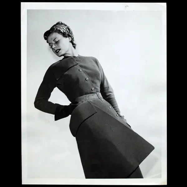 Jean Desses - Robe Asymétrique (1949) 1