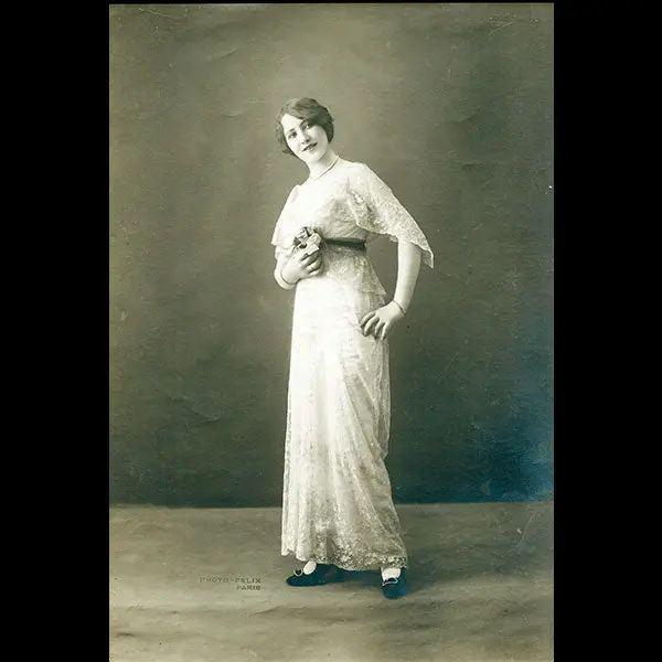 Drecoll - Modèle Abeille, Photographie Du Studio Felix (Circa 1910) 1