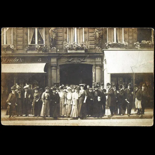 La Maison Paquin, 3 Rue De La Paix À Paris (Circa 1906) 1