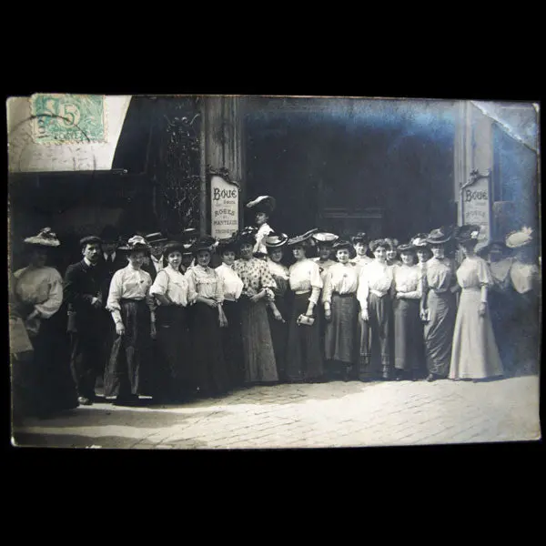 La Maison Boué Soeurs, 9 Rue De La Paix (1906) 1
