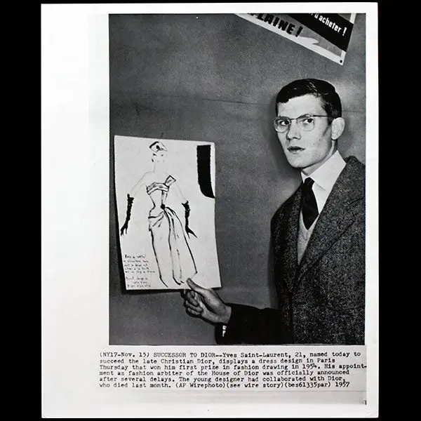 Yves Saint-Laurent - Portrait D'yves Saint-Laurent Nommé Successeur De Christian Dior (1957) 1