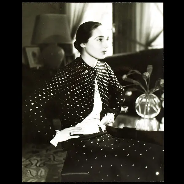Lucien Lelong - Tailleur Gandin, Photographie D'époque Du Studio Luigi Diaz (1934) 1