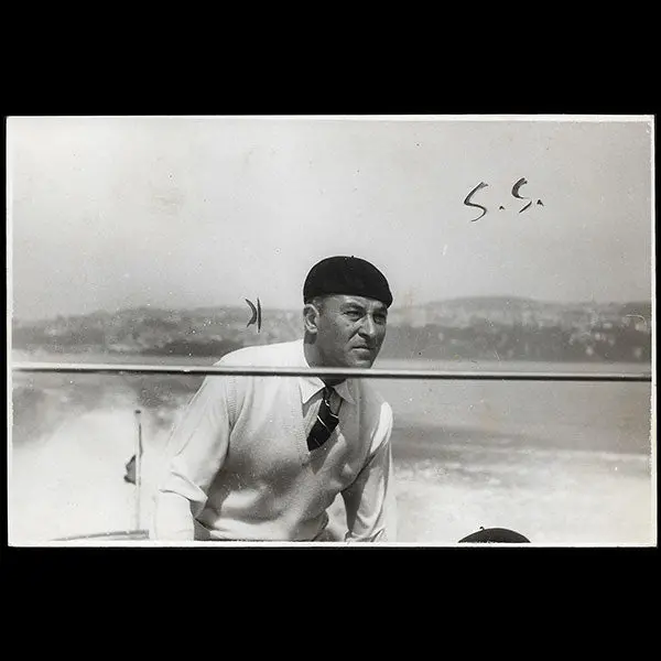 Jean Patou - Portrait Photographique Du Couturier En Bateau (1930) 1