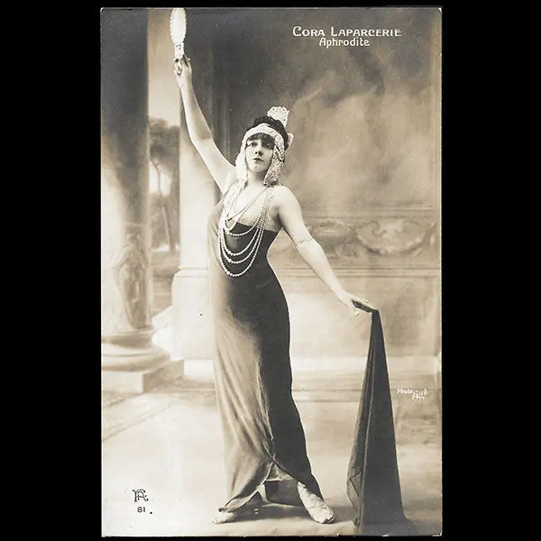 Poiret - Cora Lapercie Dans Aphrodite (1914) 1
