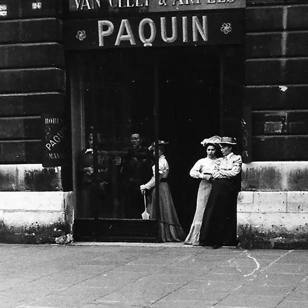 Paquin & Van Cleef & Arpels - Façade Du 24 Place Vendôme À Paris Vers 1914, Tirage Postérieur (Circa 1930-1940) 2