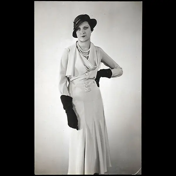 Mainbocher - Robe De Crepe Bleu Pour 1932 1