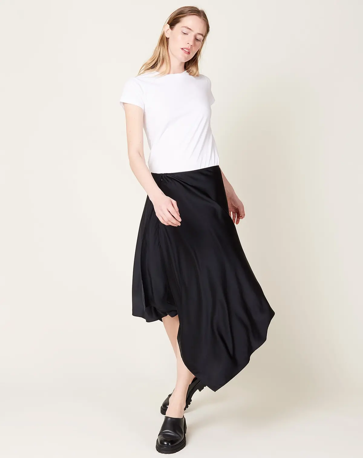 Handkerchief Skirt In Black 2