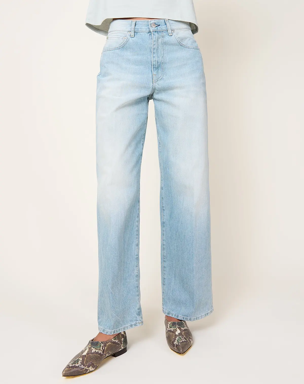 Wide Jean In Beach Blue 1