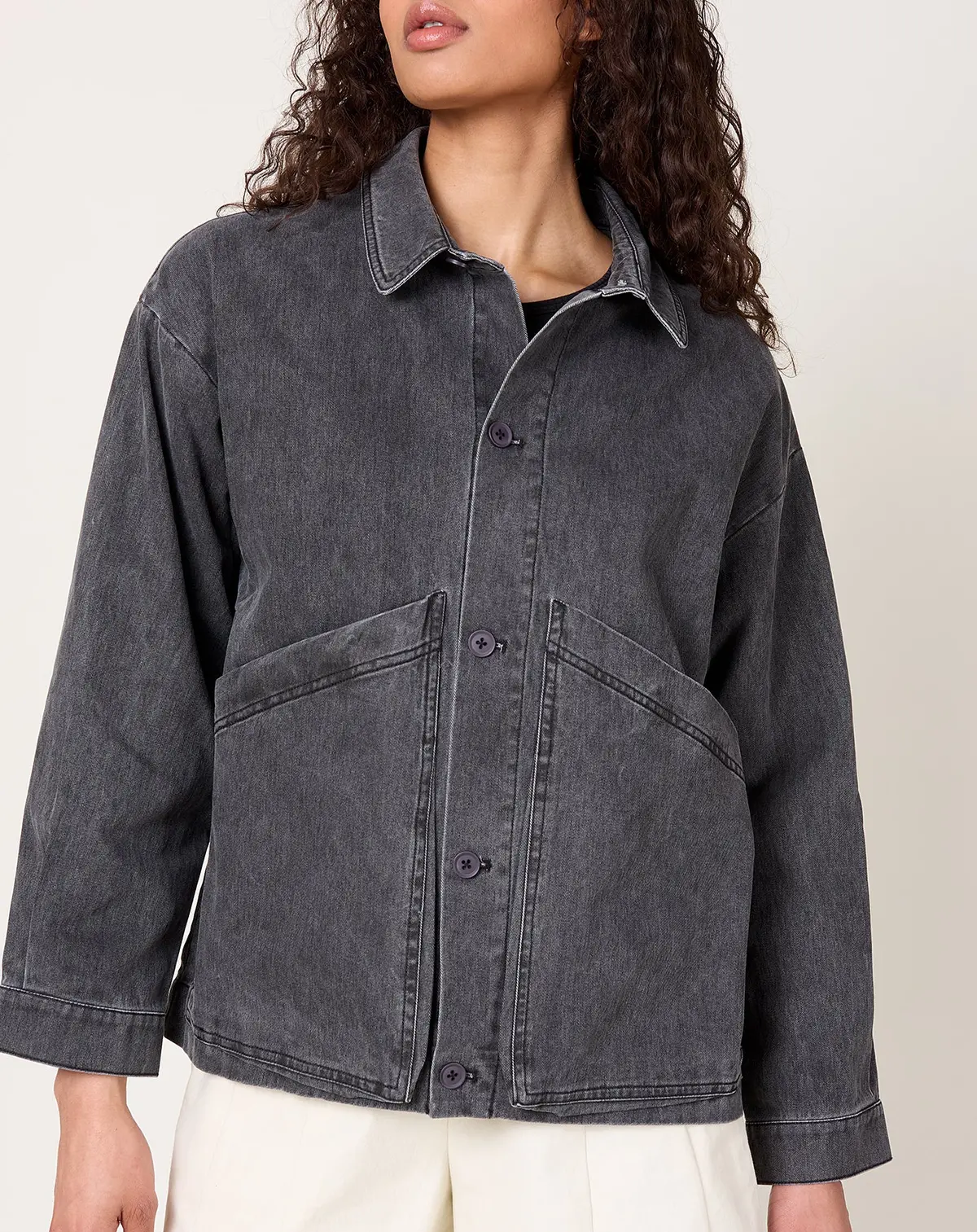 Signature Panel Pockets Jacket In Washed Black 1