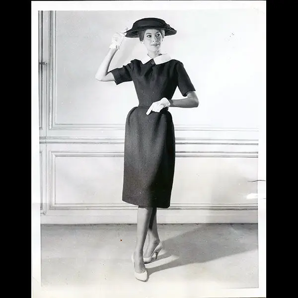 Jean Patou - Robe De Lainage Bleu Marine (1959) 1