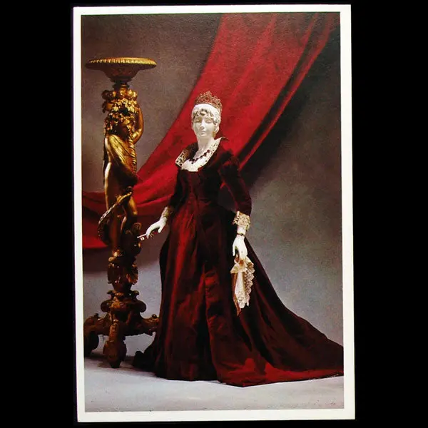 The House Of Worth, The Gilded Age 1860-1918, Ensemble De 6 Cartes Postales (1982) 2