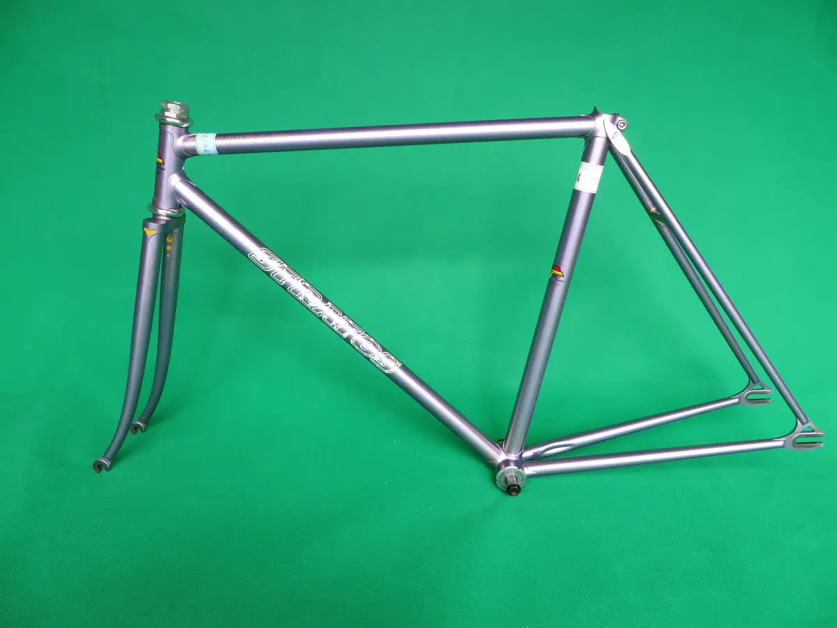Stratos Light Purple Metallic (50.5Cm) 1