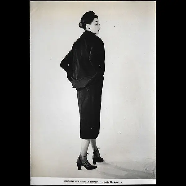 Christian Dior - Ensemble Petit Théâtre, Photographie De Claude Anger (1951) 1