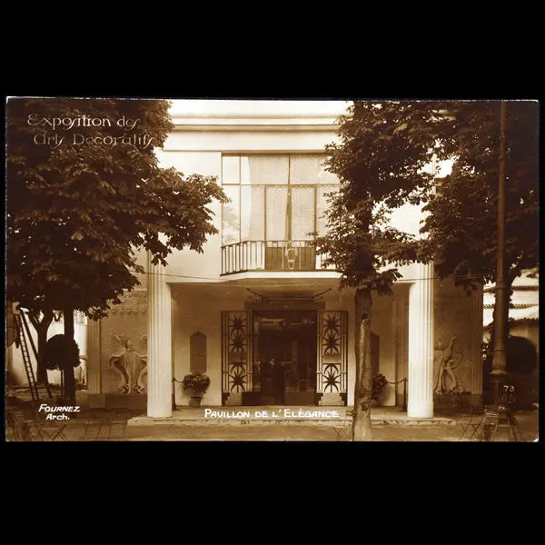 Exposition Internationale Des Arts Décoratifs Et Industriels - Pavillon De L'elégance (1925) 1