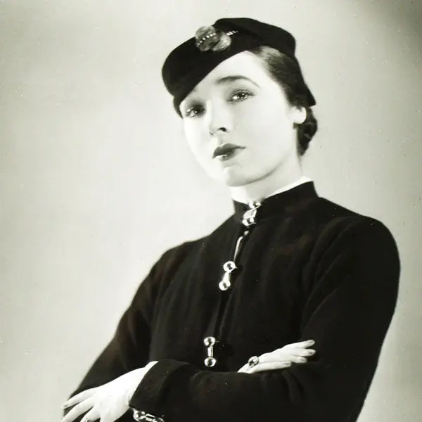Tailleur De Lucien Lelong, Photographie D'époque Du Studio Deutsch (Circa 1935) 2