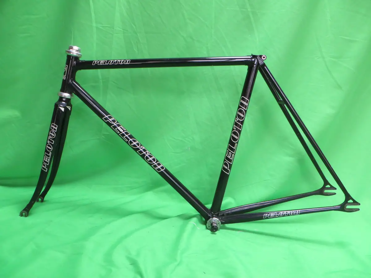 Peloton // Black // 51Cm 1