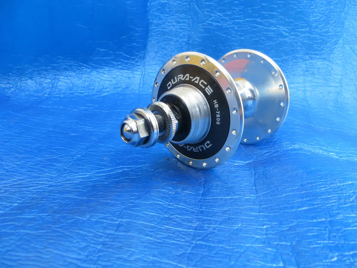 Shimano Dura Ace Hb-7600 36H 120Mm Rear Hub Njs (25011503) 1