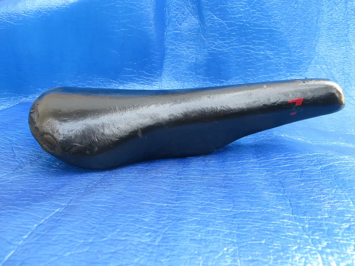 Kashima Five Gold Fg-7P 30Mm Njs Unpadded Saddle (25011506) 1