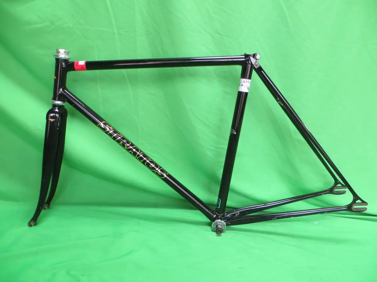 Stratos Columbus Max Fork // Black With Fine Gold Flake // 50Cm 1