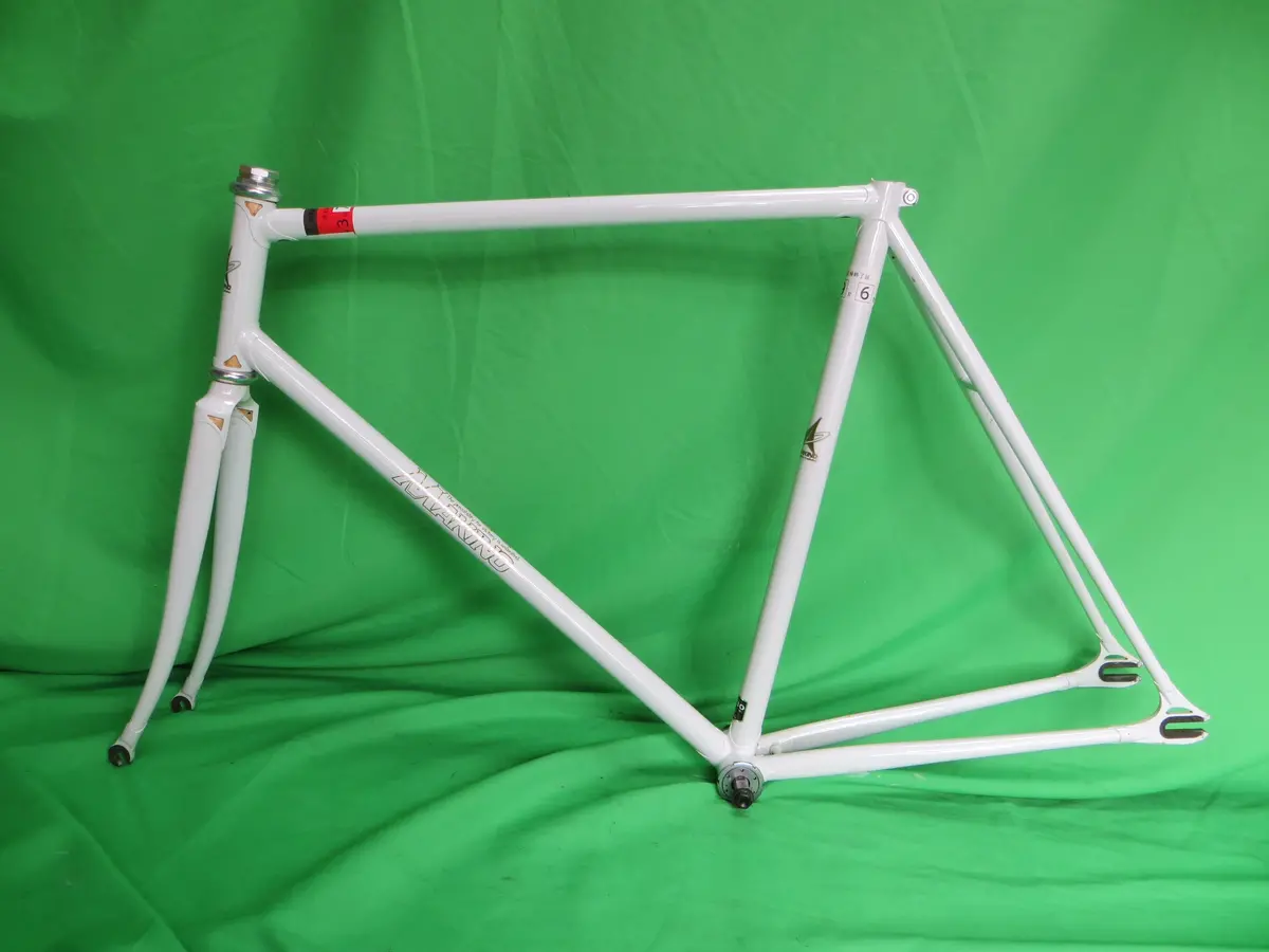 Makino Kaisei 8630R // White // 55.5Cm 1