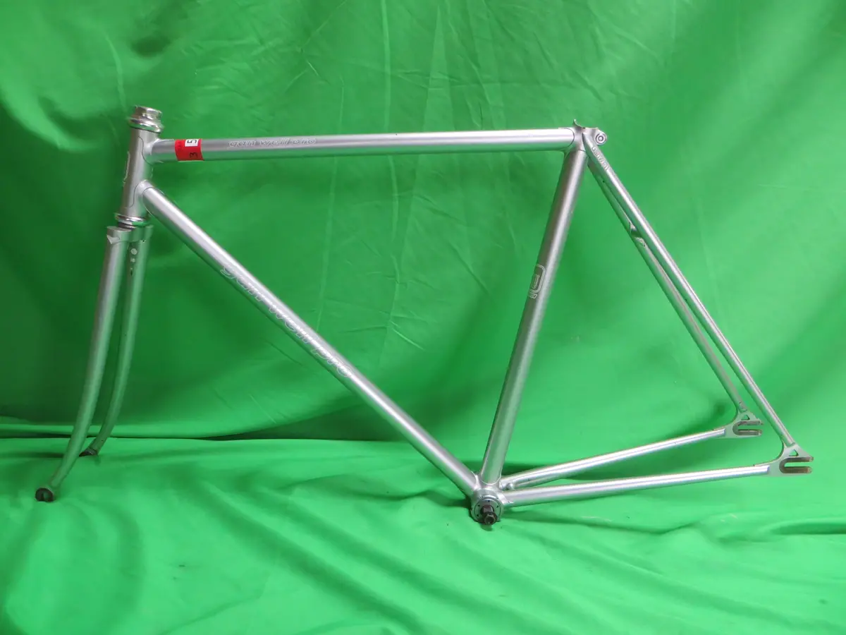 Gan Well Pro // Platinum Silver // 50.5Cm 1
