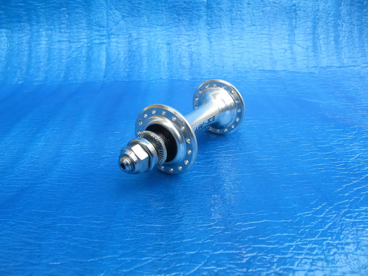 Shimano Dura Ace Hb-7710 32H Front Hub Non Njs 9Mm Axle (24032402) 1