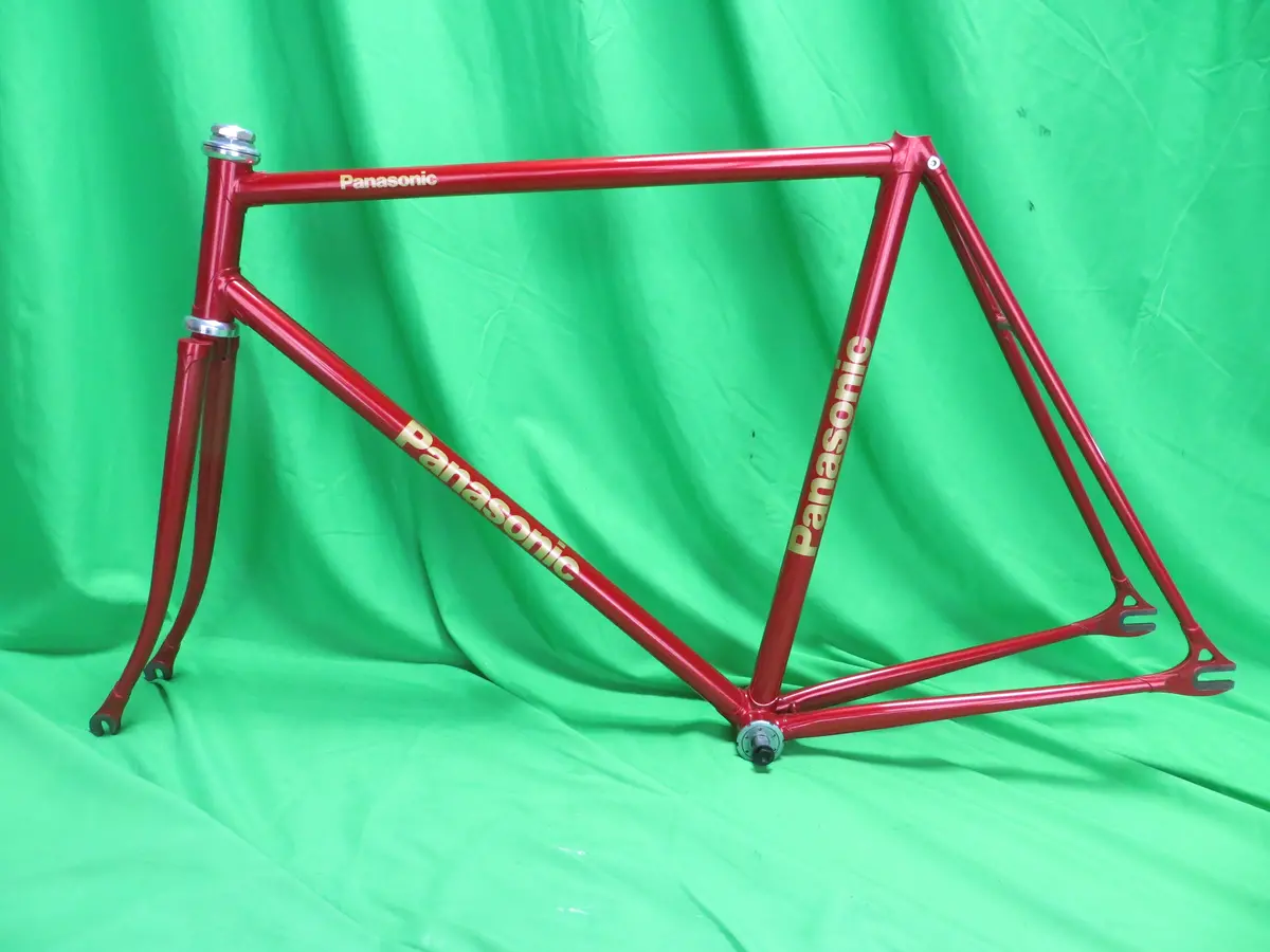Panasonic // Red Metallic // 54.5Cm 1