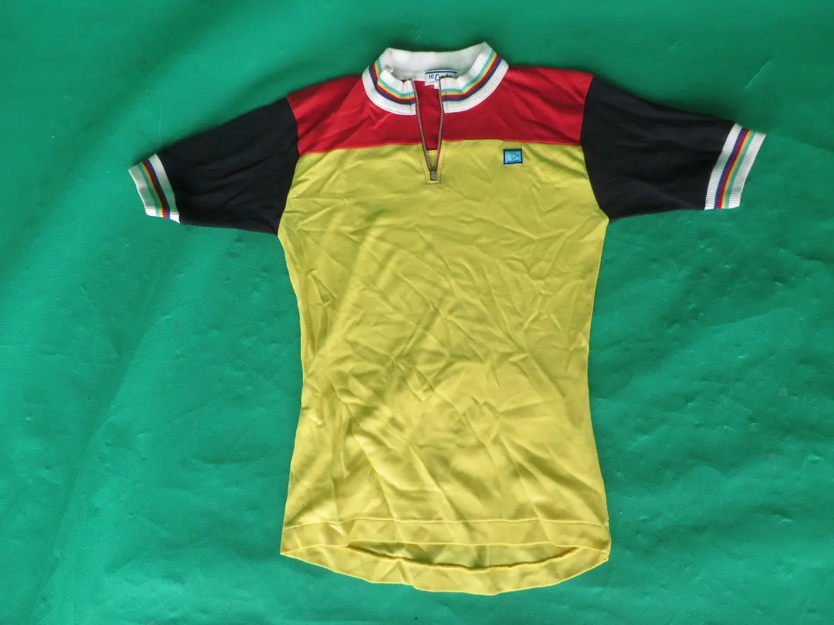 Vintage Cycling Jersey S-Size (Japanese Ss) 1