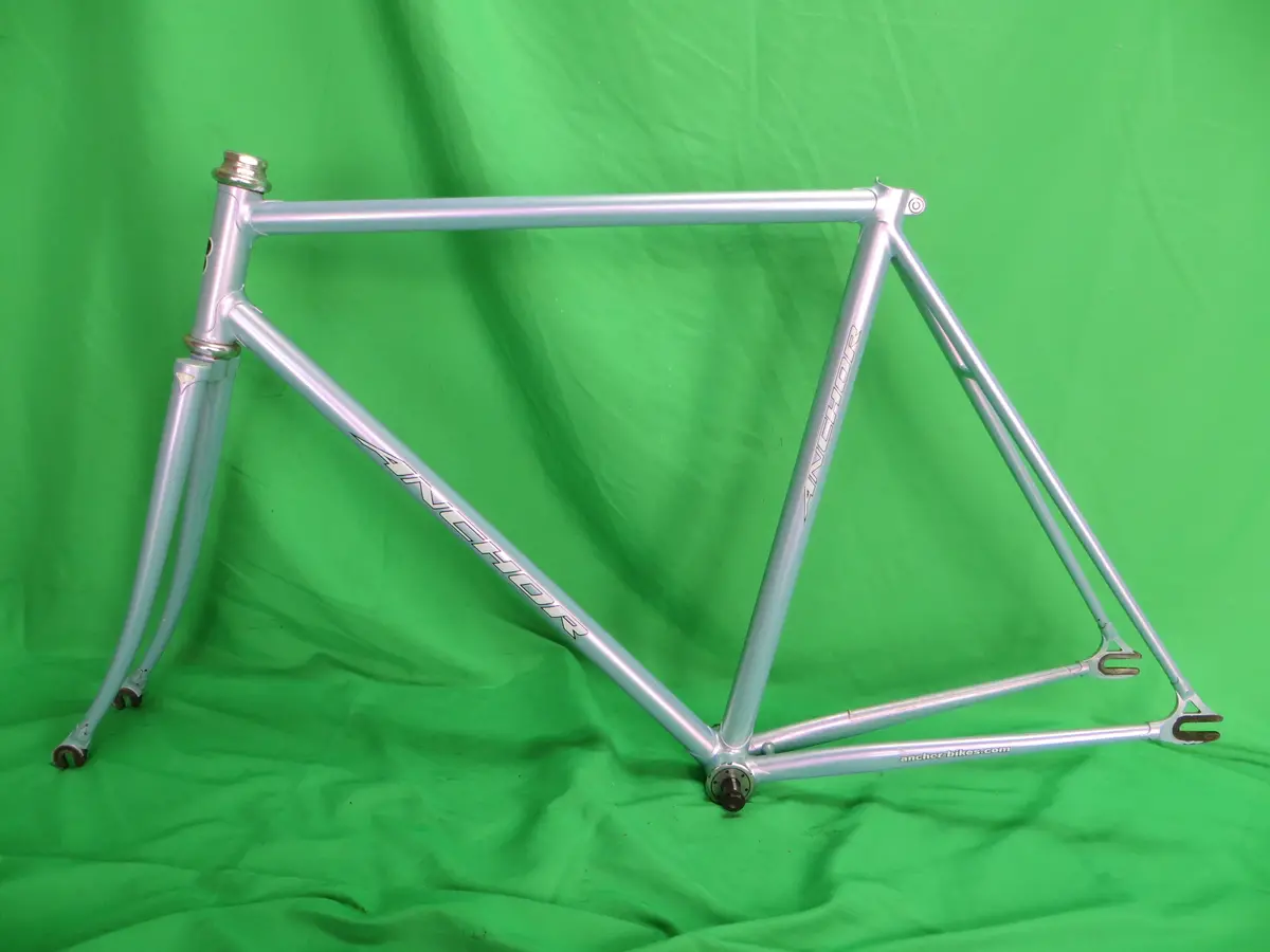 Anchor // Blue Gray With With Clear Pearl Coating  // 52.5Cm 1