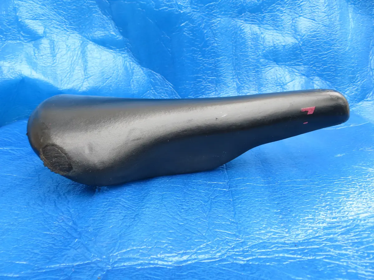 Kashima Five Gold Fg-7P 30Mm Njs Unpadded Saddle (25051603) 1