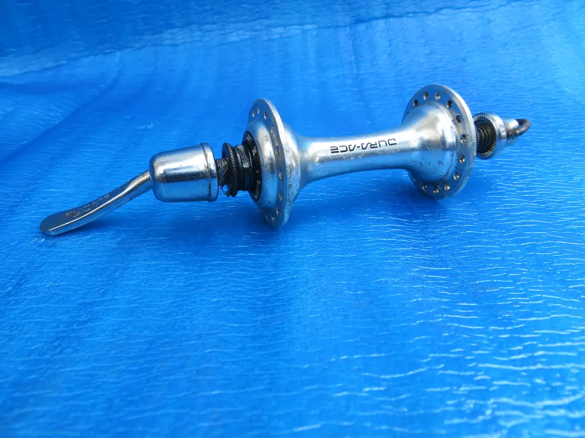 Shimano Dura Ace Hb-7710 32H Front Hub Non Njs 9Mm Axle Quick Release (24040109) 1
