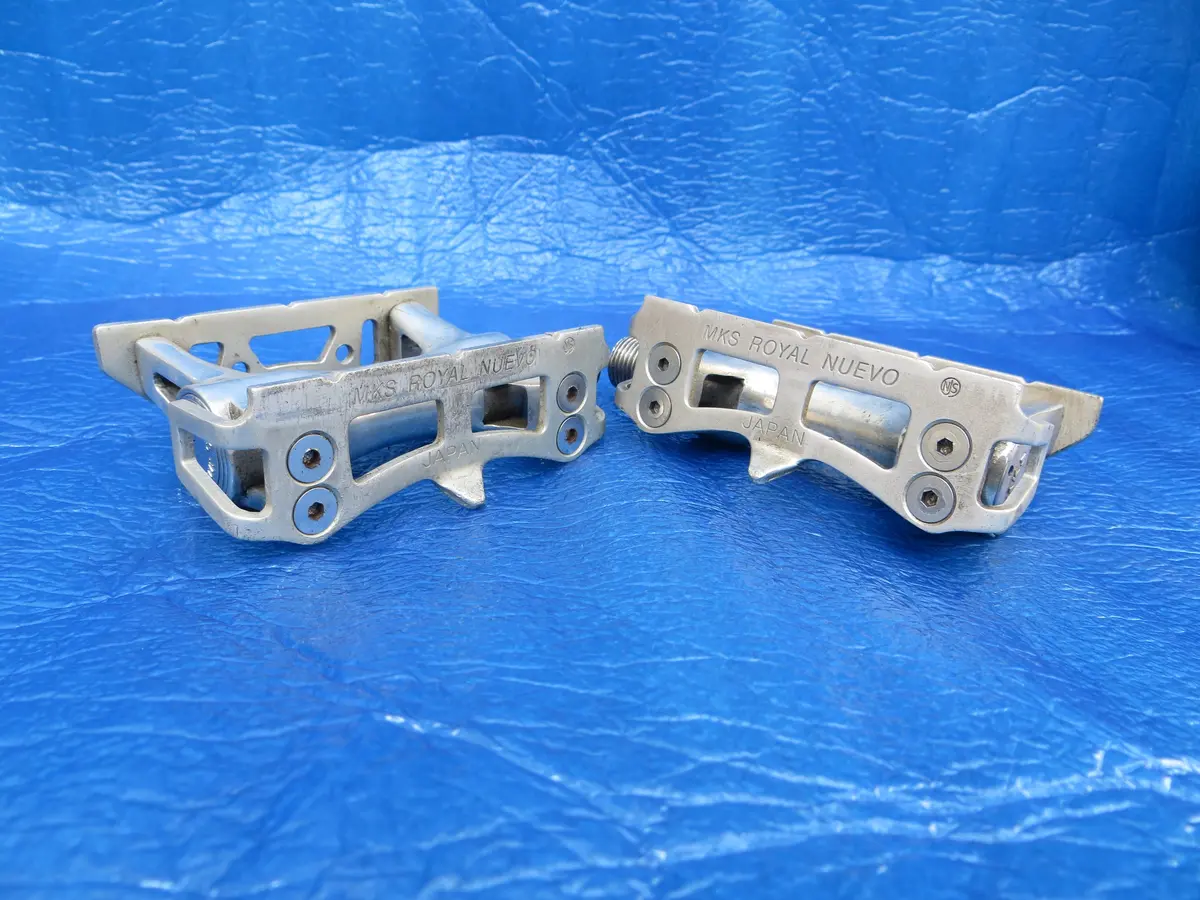 Mks Royal Nuevo Njs Pedals (25052005) 1