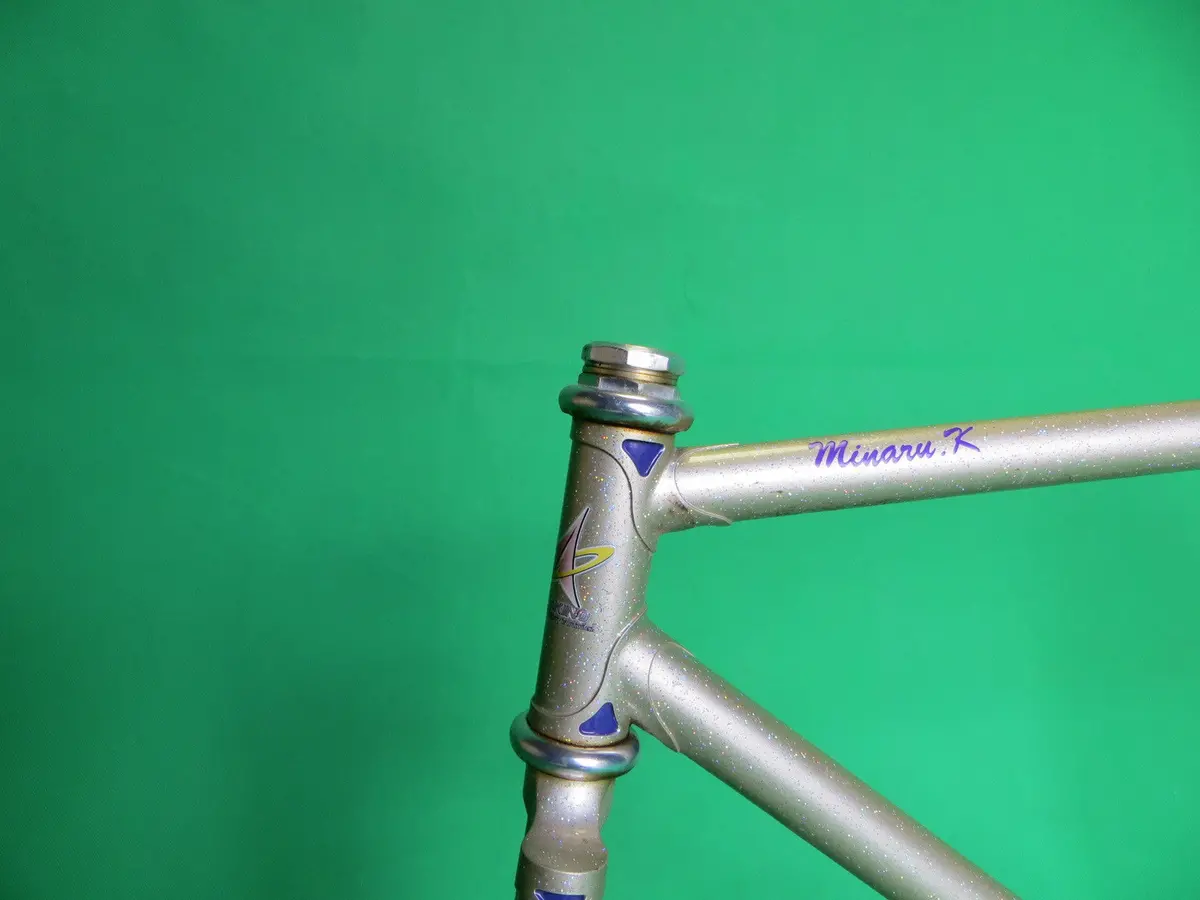 Makino // Champagne Gold And Gold Flake // 50Cm 2