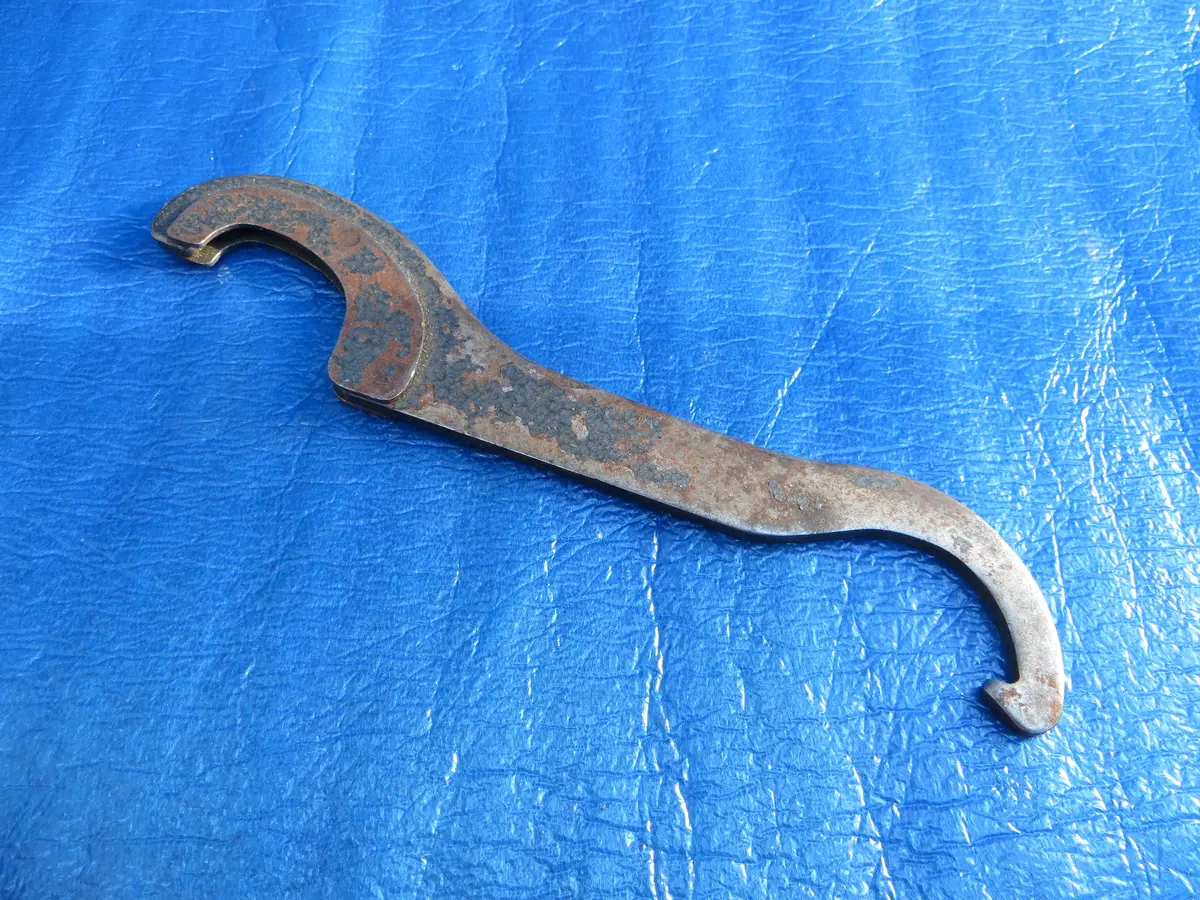 Cyclone  3Rensho San Rensho Cog Lockring Remover (25020509) 1