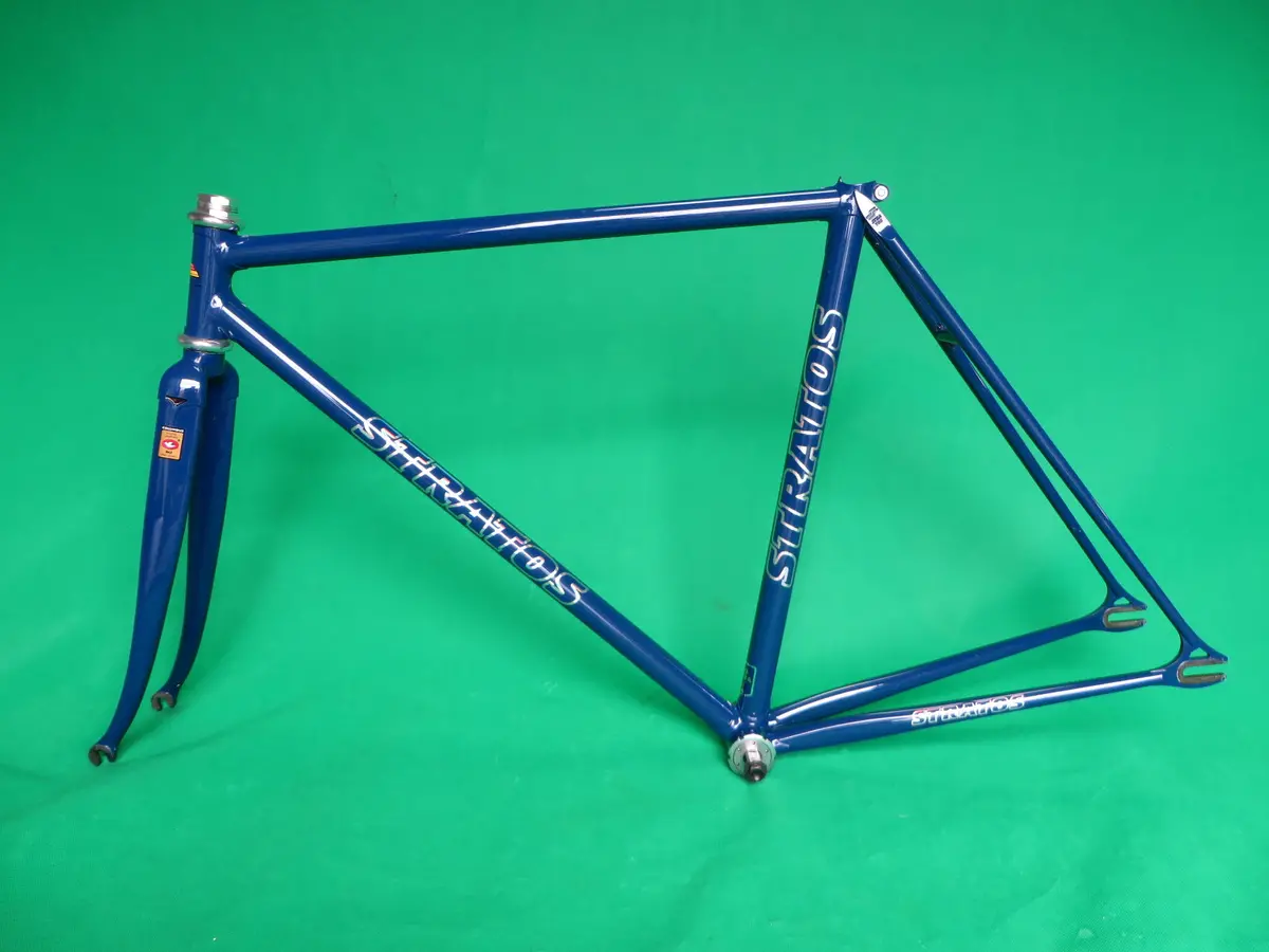 Stratos // Grayish Navy // Columbus Max Fork // 50.5Cm 1