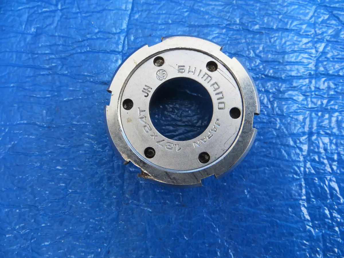 Shimano Dura-Ace Bb-7500 Bottom Bracket Left Side Fixed Cup Njs + Lockring (25022203) 1