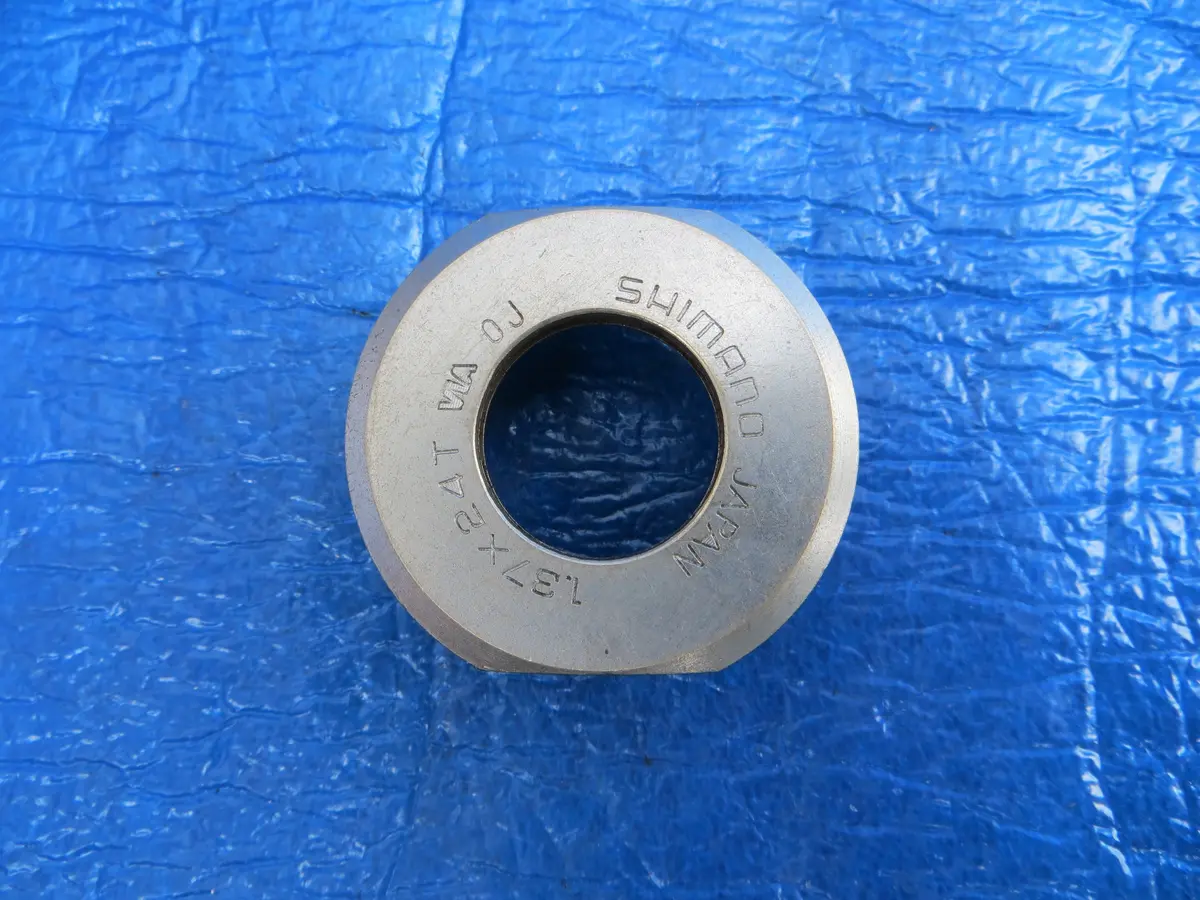 Vintage Sugino Bottom Bracket Right Side Fixed Cup Via (25022206) 1